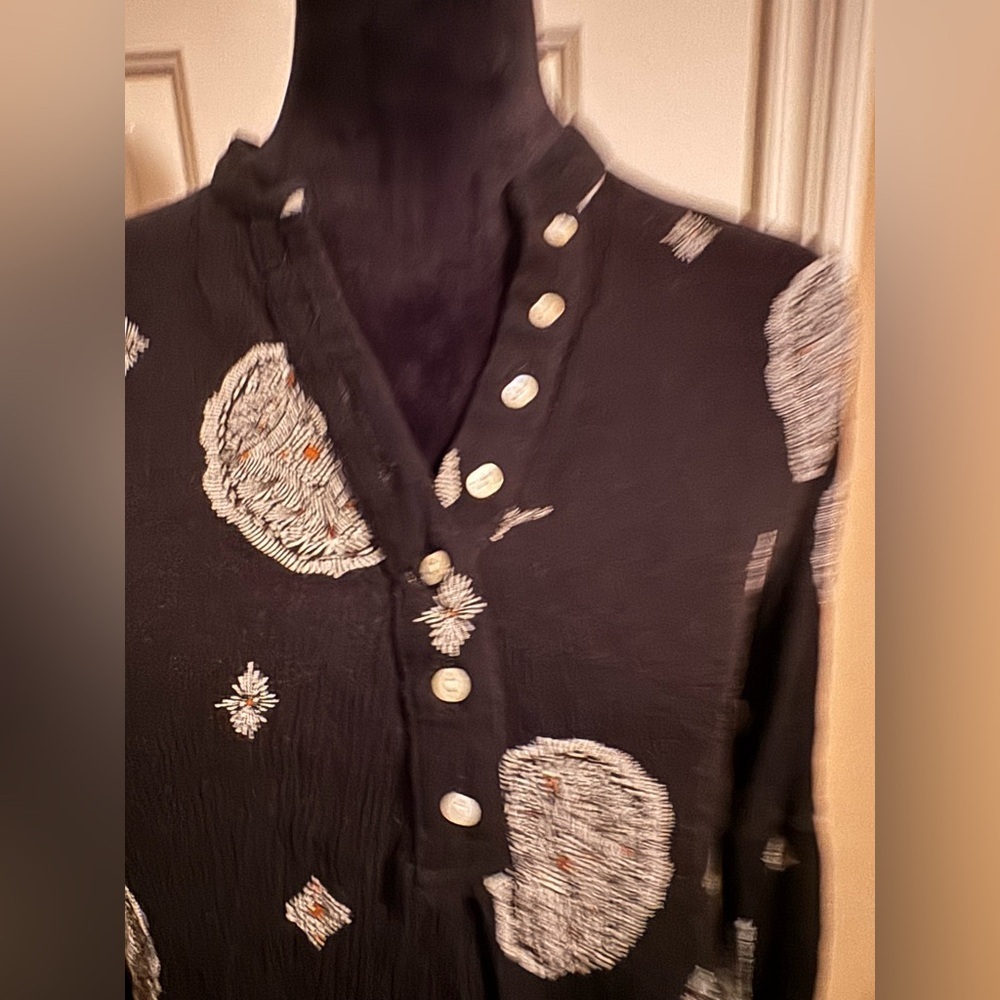 Addie - Black Patterned Women's Top - Picture 6 of 10